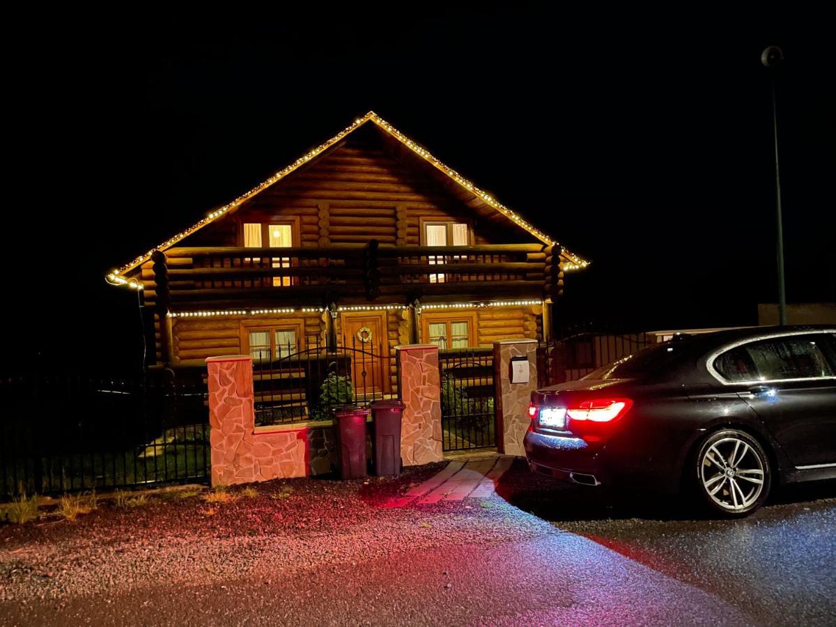 Trinity Log Cabin Wellness Resort Štrba Exterior foto